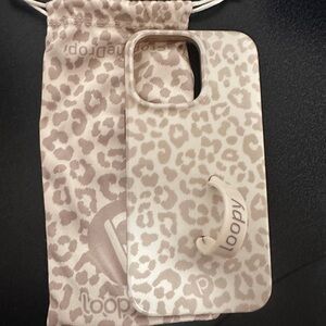 Loopy Case Beige Leopard Phone Case